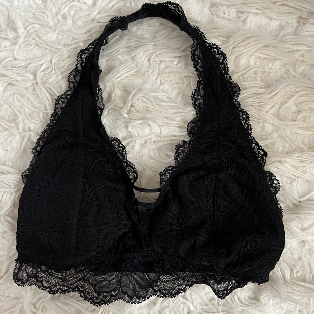 hollister black halter bralette